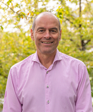 Andrew McSweeney MAIN HEADSHOT 480x511 campaign mo 990000079e028a3c