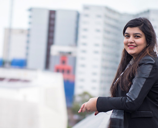 3164-devina-bhola